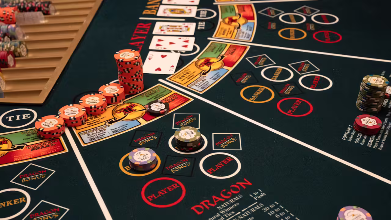 Chiến thuật nâng cao khi chơi baccarat Vin777